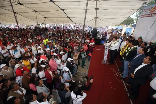 Ofrece Barbosa desterrar la delincuencia en Acajete