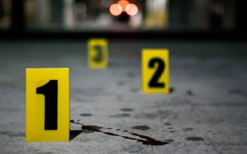En Constitución Mexicana, hombre descubre a asaltantes en su vivienda y lo matan