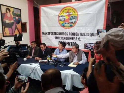 Sólo 400 de 2 mil unidades de transporte público de Región Valsequillo cumplen con modernización