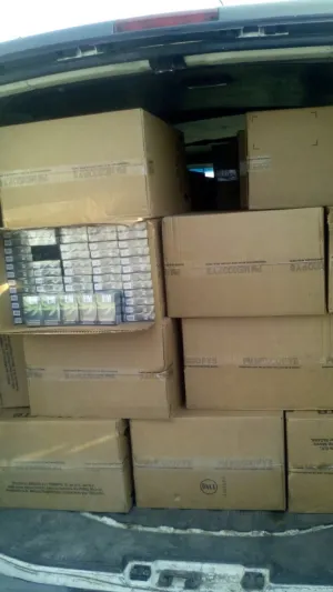 Seguridad Pública decomisa 38 cajas de mercancía de dudosa procedencia