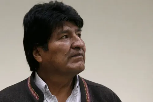 Evo Morales acusa a EU de boicotear su campaña