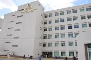 Servicios de salud en ISSSTEP, con mejora continua