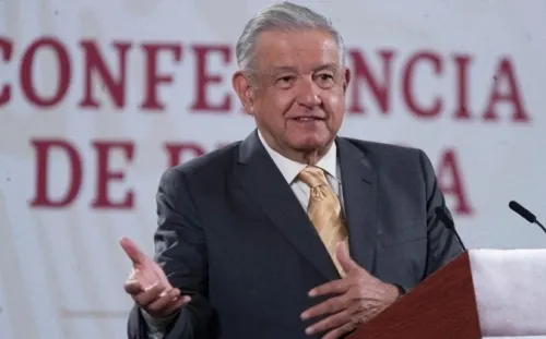 AMLO anuncia entrega de anticipos para vacuna anticovid; “no podemos quedar fuera”