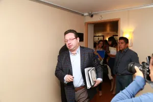 Aprueban diputados en lo general reforma política para Puebla