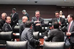 Senado expide Ley de Ingresos sobre Hidrocarburos