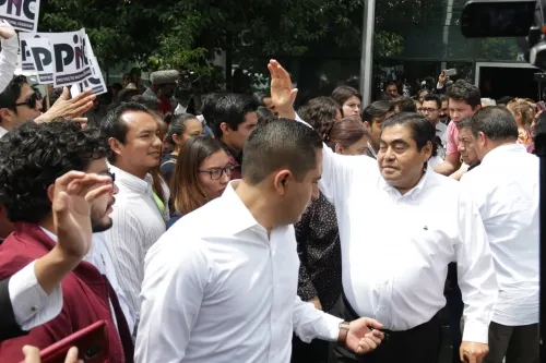 Abogado activista y empresario, los perfiles de primeros secretarios de Barbosa