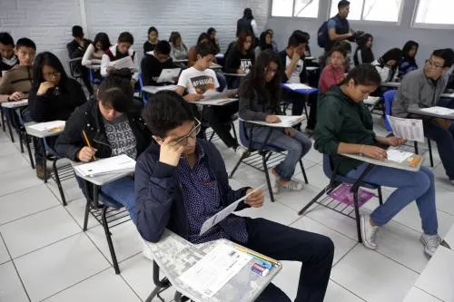 15 mil 529 jóvenes realizan examen para ingresar al nivel medio superior de la BUAP