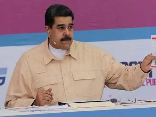 Maduro acatará adelanto de elecciones presidenciales en 2018