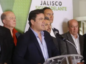 Ni alza ni subsidio al transporte: Aristóteles Sandoval