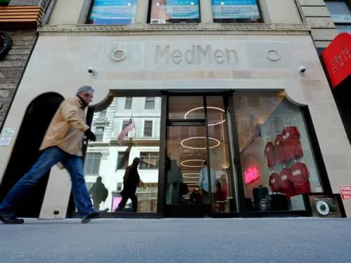 Abren boutique de mariguana en la Quinta Avenida de NY