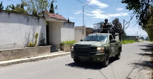 Realizan operativo en Chiautzingo; encuentran predio de autos robados