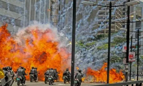 Chocan en Venezuela por elección