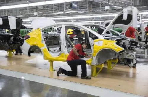 Exportación de autos crece 12% en junio