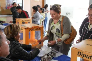 En consulta ciudadana, 13 colonias votan para quedarse en Puebla