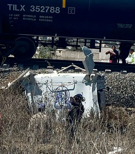tren-embiste-tractocamion-canada-morelos