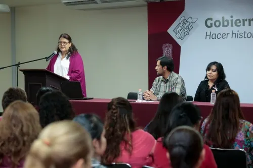 Promueve SEDIF sensibilización sobre cáncer de mama