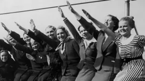 Soberbias y racistas: la historia de las verdaderas feminazis