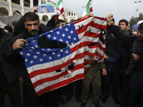 Irán acusa a la OTAN de justificar a EU tras ataques