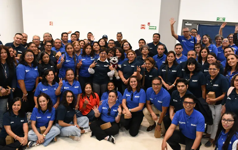 Reconoce rectora Lilia Cedillo acompañamiento de tutores, mentores y lobomentores