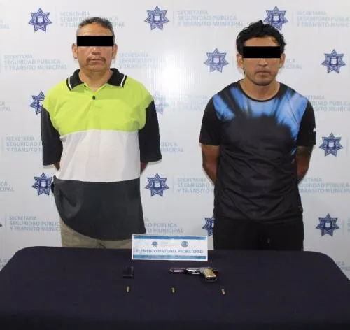 Aseguran a dos personas por portación ilegal de arma de fuego y ataques peligrosos