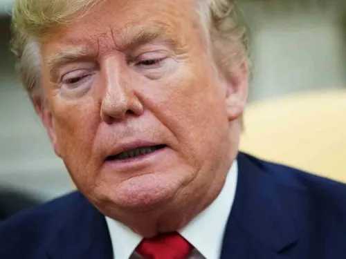Trump pide a la Corte Suprema que no muestre su declaración fiscal