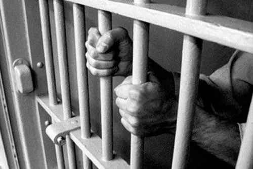 Le dan 7 años de prisión a hombre por fraude