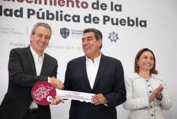 Recibirá Ayuntamiento de Puebla patrullas y equipamiento por parte del Gobierno estatal