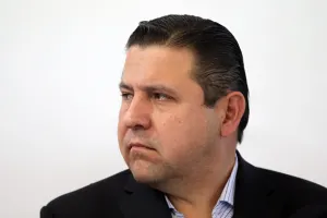 Reconoce Rivero Trewartha falta de médicos especialistas en municipios