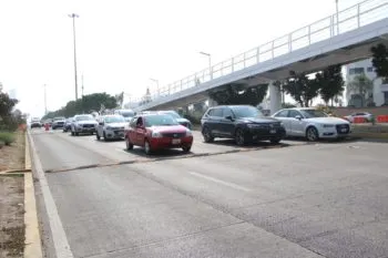 Por seguridad, instalan reductores de velocidad en zona del Distribuidor Vial Periférico-Vía Atlixcáyotl
