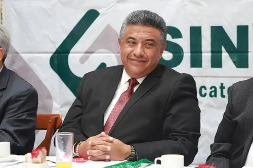 Un priista podía dirigir la ASE