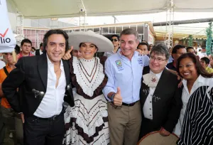 Comienza la desbandada priista; ex dirigente apoya a Tony Gali
