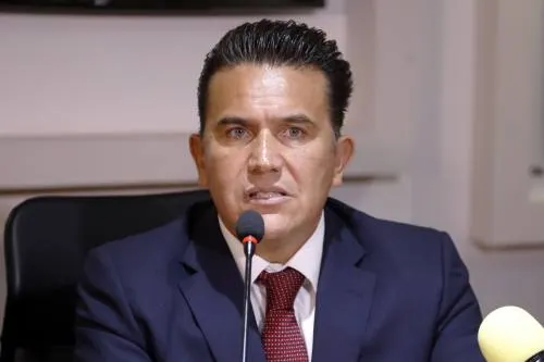Choferes UBER serán sometidos a pruebas de control y confianza con nueva reforma