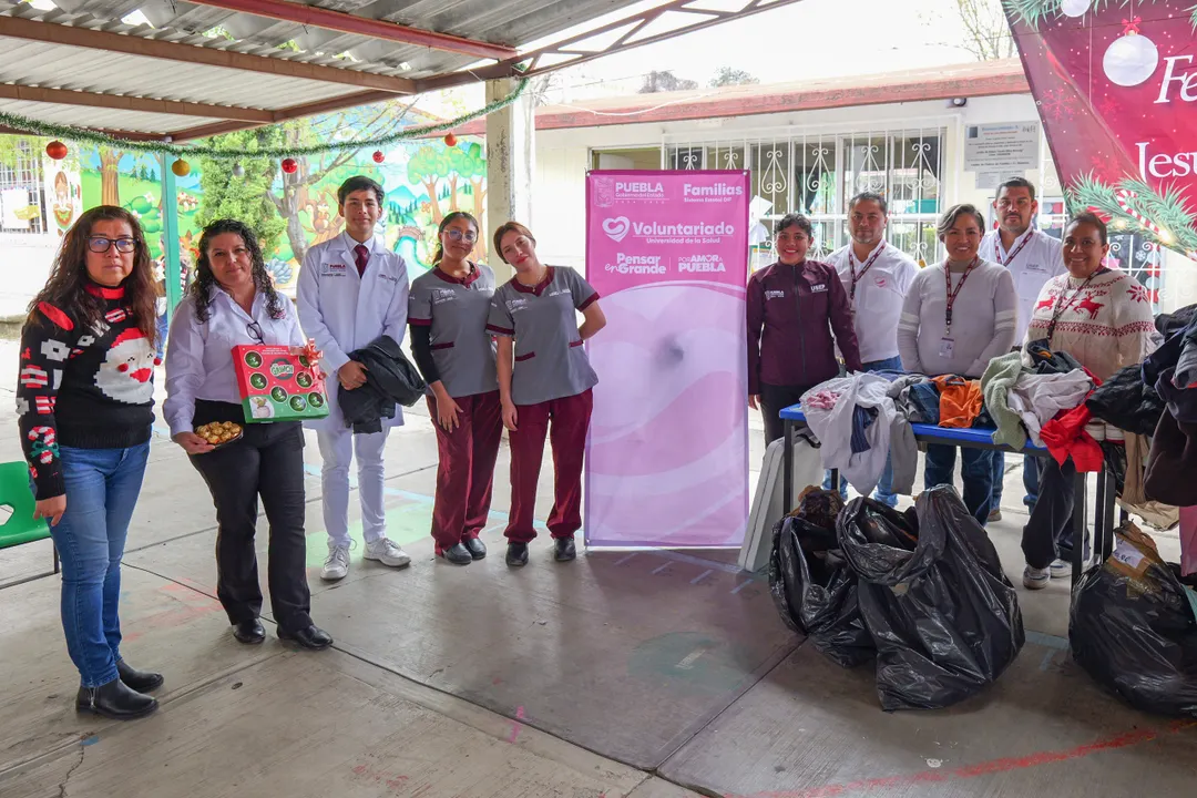 A través del Voluntariado, la comunidad educativa donó ropa de abrigo a habitantes de la región de San Pedro Cholul
