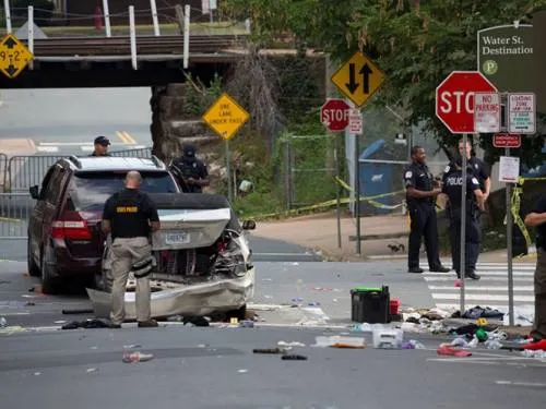 Cae helicóptero en Virginia; hay dos muertos