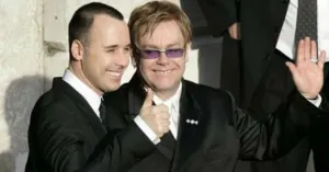 Este fin de semana Elton John se volverá a casar