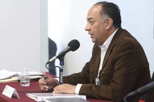 Asiste Segob a 80 poblanos en el extranjero para que vuelvan al estado