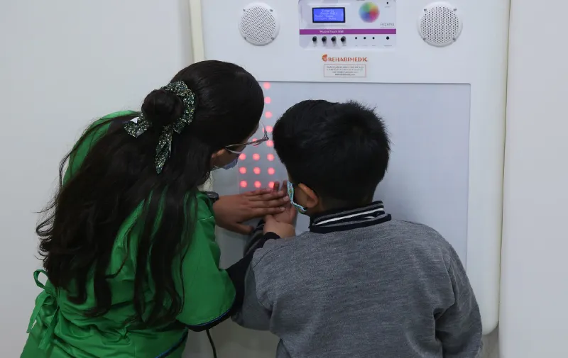 SEP capacita a más de 200 docentes en educación especial
