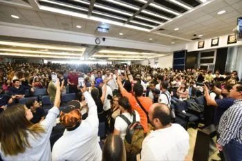 “Ilegal y deshonesto” Máynez critica participación de Xóchitl Gálvez en la Marcha por la Democracia 
