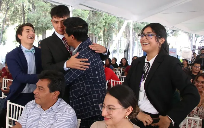 buap-ganadores-concurso-electrohack