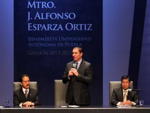 RMV refrenda trabajo con la BUAP para que cuente con mayores recursos