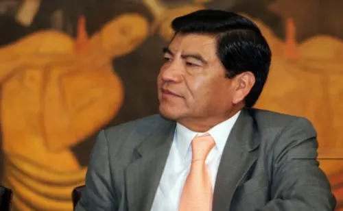 Escobazo del PRI al exgóber precioso