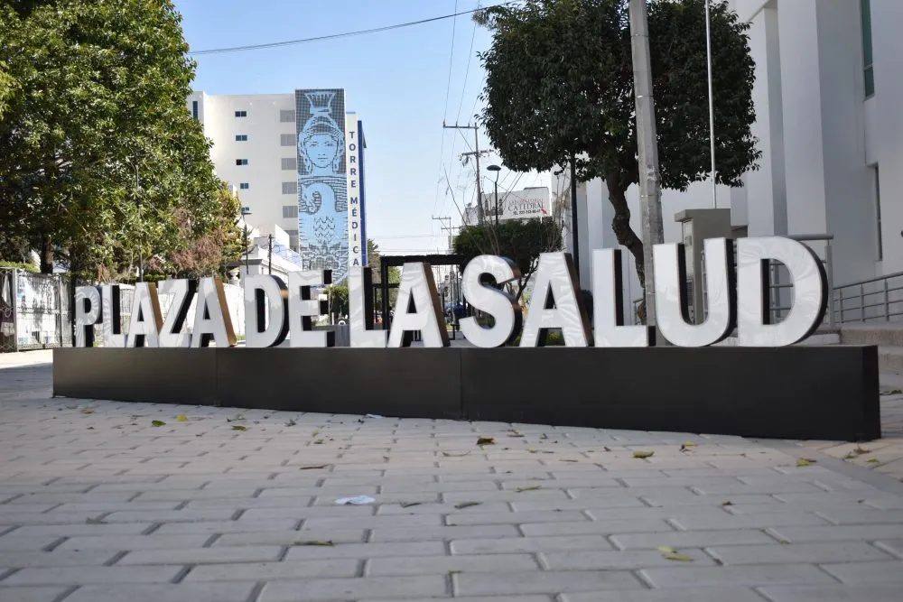 Ayuntamiento de Puebla inaugura el corredor peatonal Plaza de la Salud 