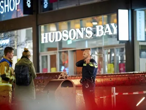 Ataque con cuchillo en La Haya deja tres heridos