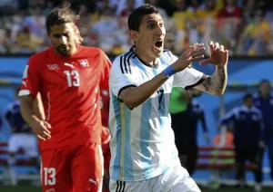 Argentina espera hasta el último para ganar a Suiza