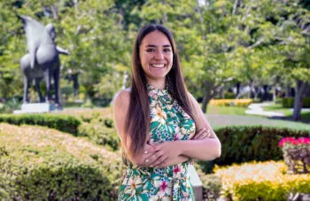 Estudiante del Doctorado en Ciencia de Alimentos de la UDLAP participa en conferencia internacional en Francia
