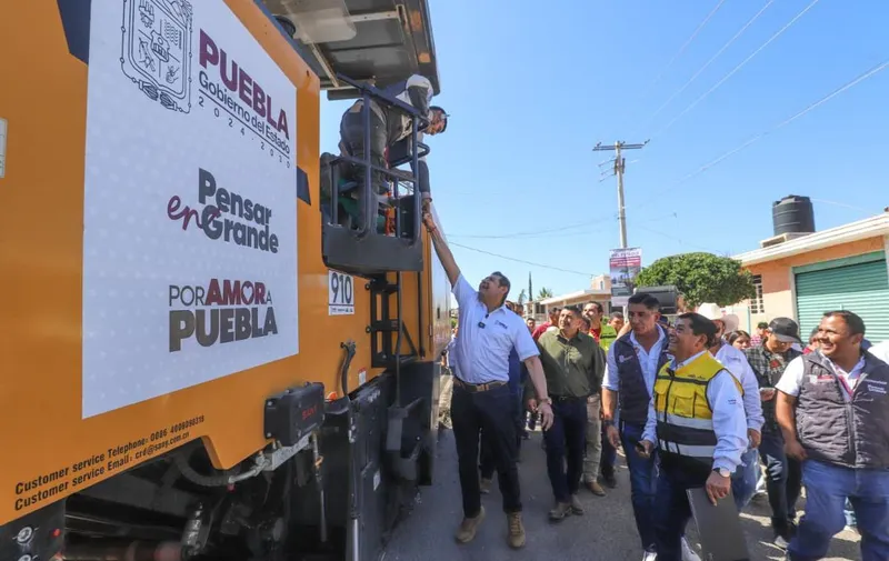 construccion-carretera-izucar-los-limones