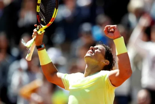 Roger Federer avanza a segunda ronda en torneo de Halle