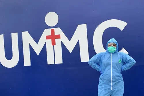 Estudiante de Medicina de la BUAP colabora en el United Memorial Medical Center on Tidwell