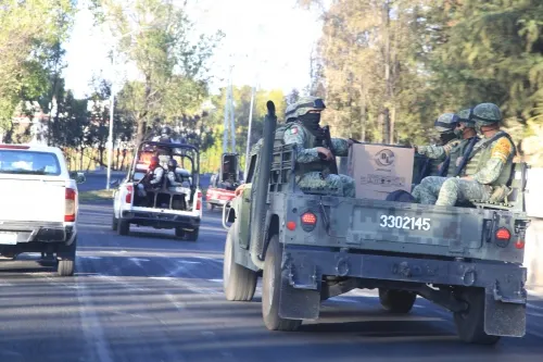 Llega a la 25 Zona Militar convoy con vacunas contra Covid-19;  comienza distribución a hospitales