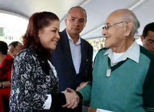 SMDIF brinda más apoyos a los adultos mayores